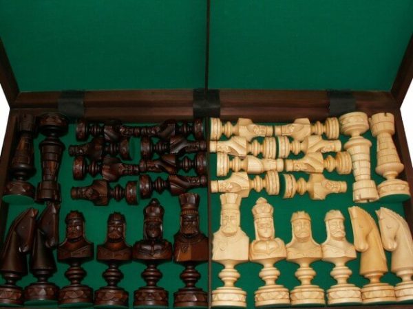 departamentos interiores de ajedrez de madera cesar melocoton regalos 1