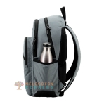 Vista lateral de mochila triple cuerpo.