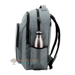 Vista lateral de mochila triple cuerpo.