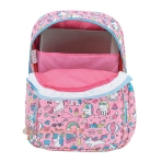 Vista interior de mochila de primaria.