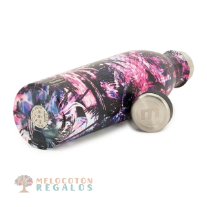 Vista de detalles de botella térmica de acero inoxidable de 750 ml.