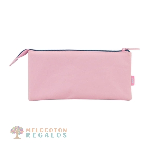 Vista trasera de portatodo triple cuerpo.