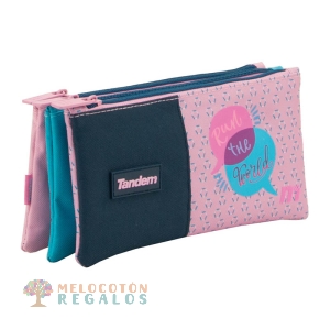 Vista frontal de portatodo triple cuerpo.