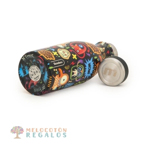 Vista de detalles de botella térmica de acero inoxidable de 350 ml.