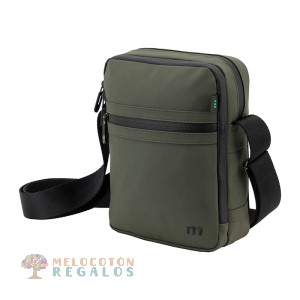 Vista frontal de bandolera resistente al agua de hombre.