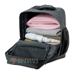 Vista interior de mochila de cabina de viaje.