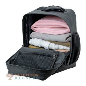 Vista interior de mochila de cabina de viaje.