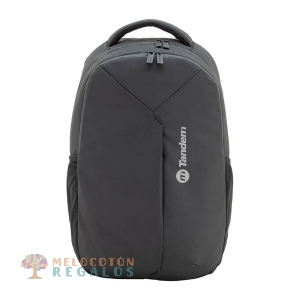 Vista frontal de mochila ejecutivo universidad.