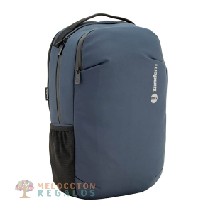 Vista frontal de mochila ejecutivo universidad.