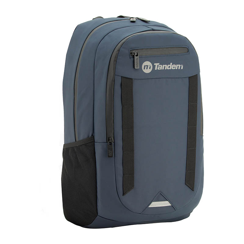 mochila-resistente-al-agua-de-viaje-portaordenador (1) Vista frontal de mochila ejecutivo universidad.