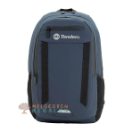 Vista frontal de mochila ejecutivo universidad.