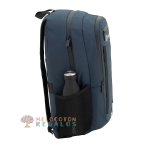 Vista lateral de mochila ejecutivo universidad.