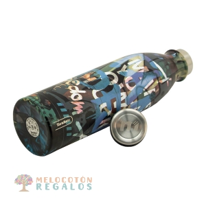 Vista frontal de botella térmica de acero inoxidable.