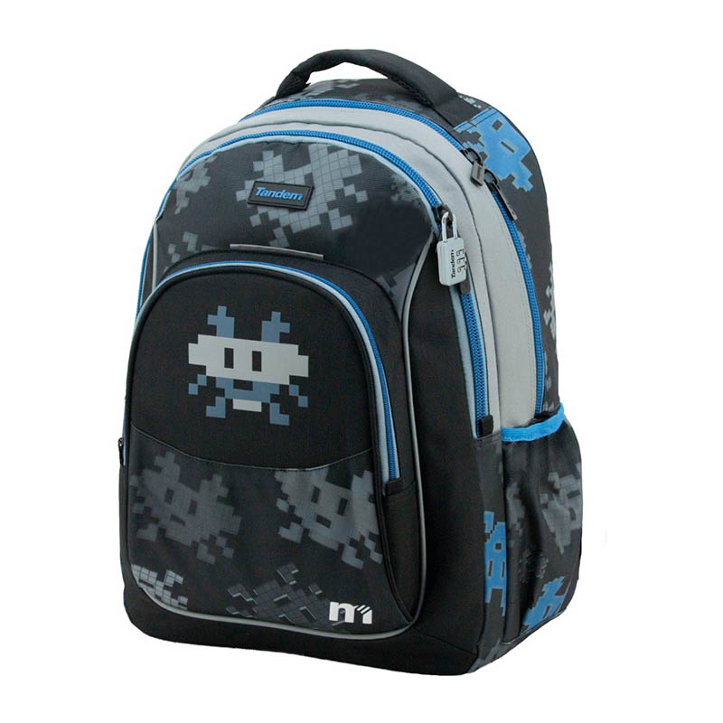 mochila-con-dos-compartimentos (1) Vista frontal de mochila doble cuerpo.